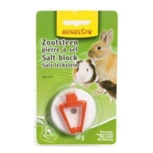 אבן מלח + מתקן תליה מיועד ל - מכרסמים, ארנבות, שרקנים, אוגרים, במשקל 50 גרם של חב' "BENELUX"